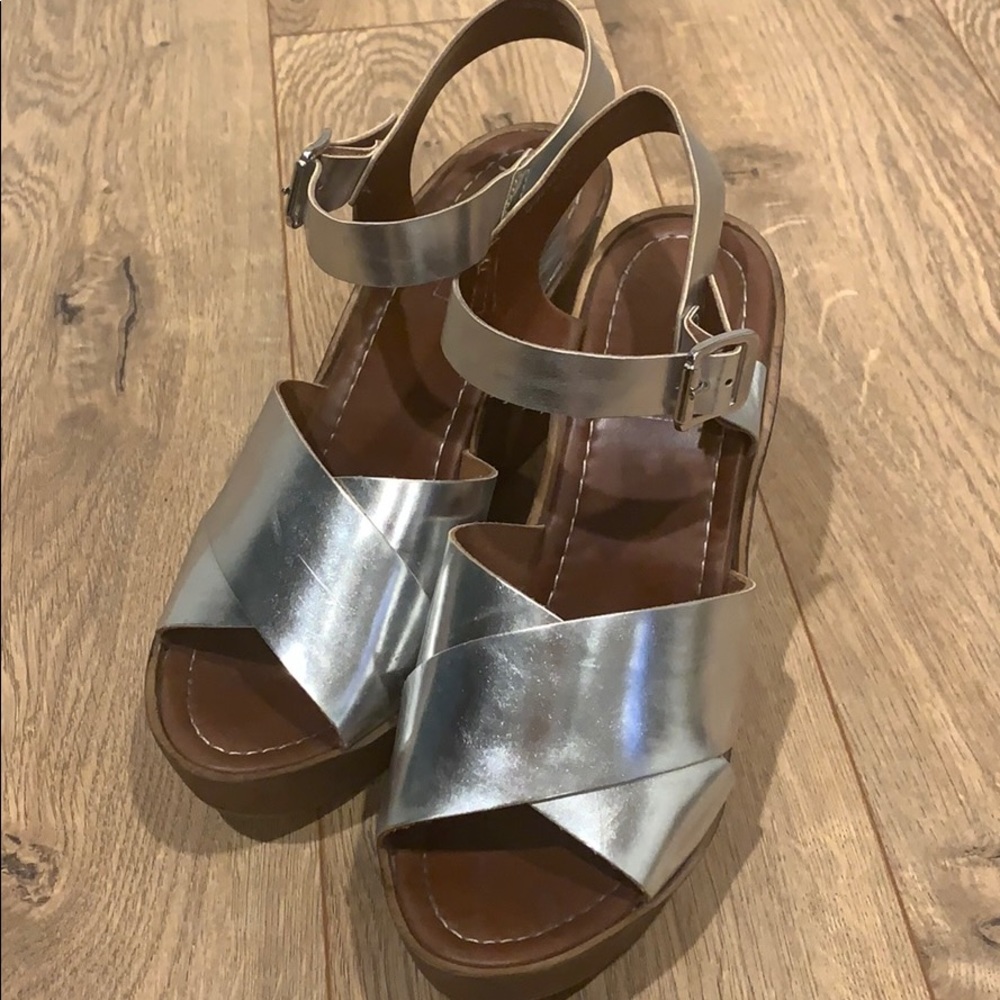 Top shop metallic wedges size 8